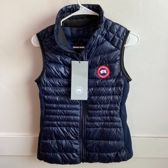 Canada Goose Jackets & Blazers - NWT Canada Goose Atlantic Navy Blue Hybridge Lite Vest
